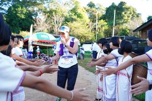 BIB: 510
                            <button type="button" onclick="openModal(18983903)" class="btn btn-primary btn-sm float-right btn-popup" data-toggle="modal" data-target=".modal-high-quality">
                        <i class="fas fa-shopping-cart"></i> Add to Cart
                    </button>
                                            <button type="button" onclick="isThisMe(18983903, true)" class="btn btn-success btn-sm float-right btn-popup btn-isme hidden" data-toggle="tooltip" data-placement="bottom" title="นี่คือรูปของคุณใช่ไหม คลิกที่นี่เพื่อเอาเข้าอัลบั้ม">
                        <i class="fas fa-plus"></i> Add to album
                    </button>
                    <button type="button" onclick="isThisMe(18983903, false)" class="btn btn-warning btn-sm float-right btn-popup btn-isnotme hidden">
                        <i class="fas fa-ban"></i> Remove from album
                    </button>